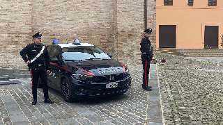 Carta d’identità elettronica manomessa: denunciato un 44enne nel Maceratese